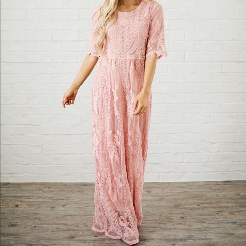 Lace Maxi Dress